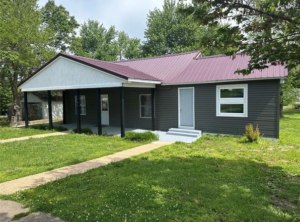 107 W Ruby Avenue, Conway, MO 65632