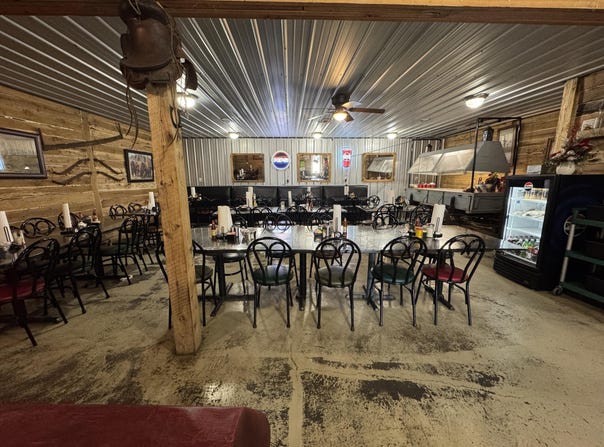 978 North State Highway 39, Arcola, MO 65603