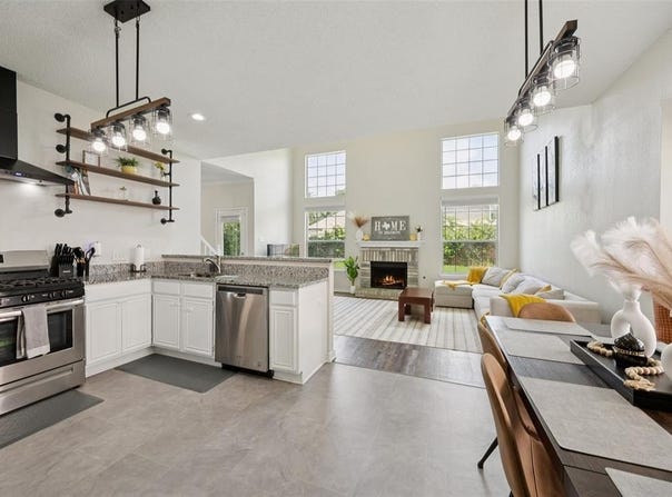 225 Pebblebrook Lane, Glenn Heights, TX 75154