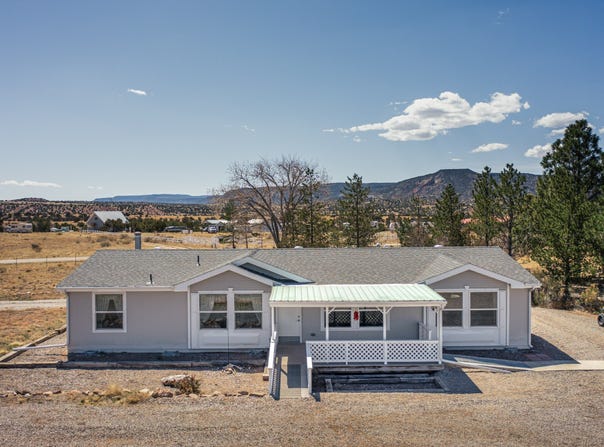 94 Private Drive 1770, Abiquiu, NM 87510