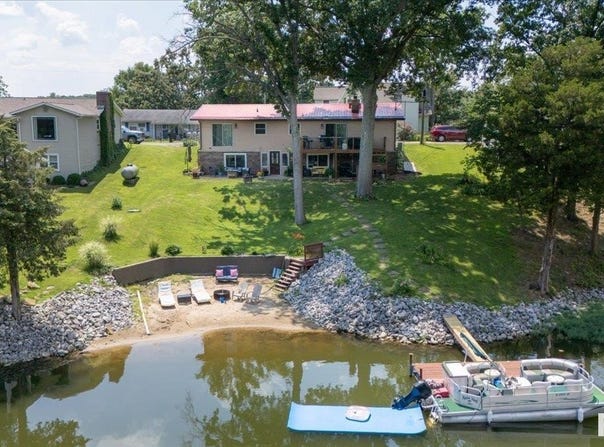 468 Clifty Heights Drive, Marion, IL 62959