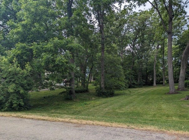 1310 CHADBOURNE, LAKE SUMMERSET, IL 61019