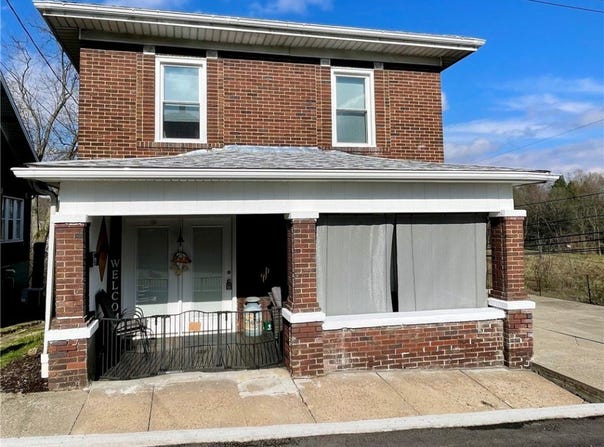 96 Clark Ter, Punxsutawney Area School District, PA 15767
