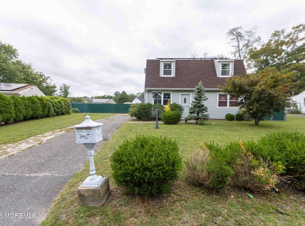 108 Lake Champlain Drive, Little Egg Harbor, NJ 08087