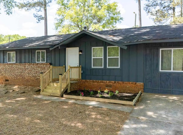 1648 127 Bypass, Laurens, SC 29360