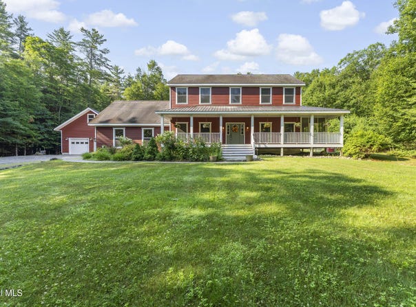 123 Stock Farm Road, Chester, NY 12817