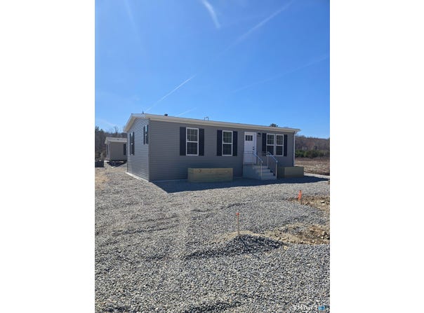 #3, 421 Norwich Westerly Road, North Stonington, CT 06359