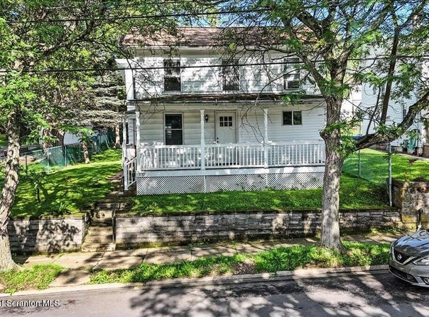 1017 W Market Street, Scranton, PA 18508