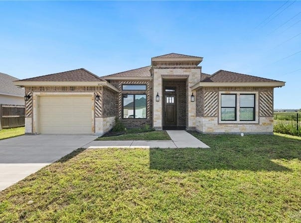10933 N Sugar Bear Drive, Edinburg, TX 78541