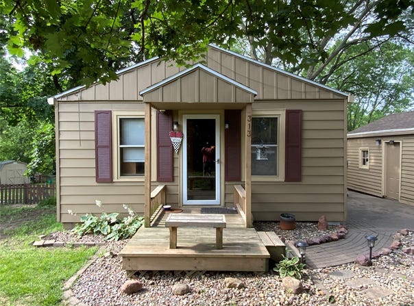 313 E Broad Street, Des Moines, IA 50315