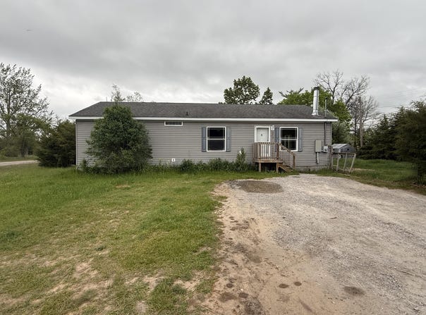 212 Cass Street, Mio, MI 48647