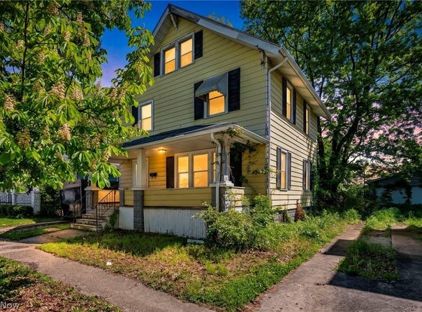 132 IRONDALE STREET, ELYRIA, OH 44035