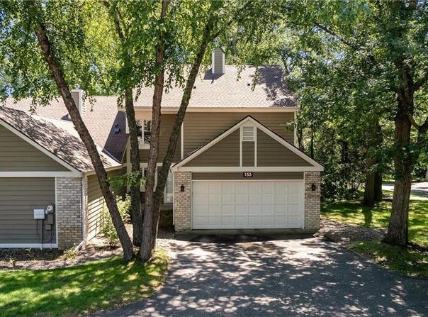 153 Wildwood Bay Drive, Mahtomedi, MN 55115