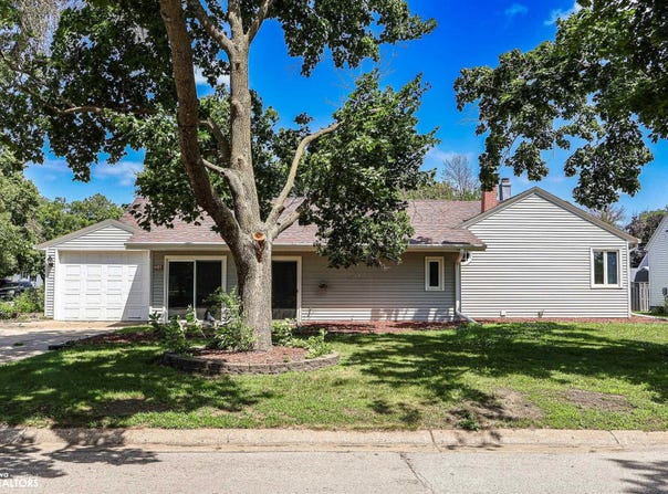 14 Rainbow Drive, Humboldt, IA 50548