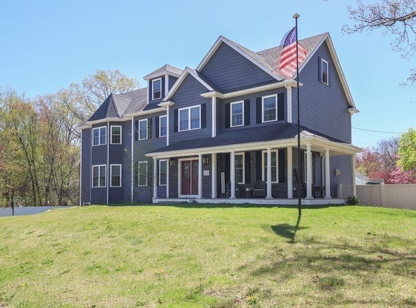 32 Allen Road, Billerica, MA 01821