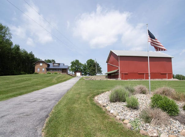 7283 N 450 E, Kendallville, IN 46755