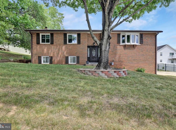 1409 2ND Street, LANHAM, MD 20706