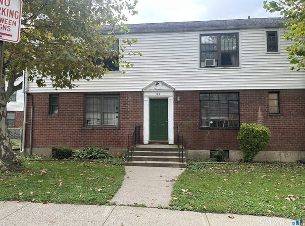 164 Virginia Avenue, Bridgeport, CT 06610