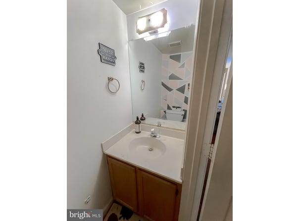 111 HUCKLEBERRY DRIVE, LA PLATA, MD 20646