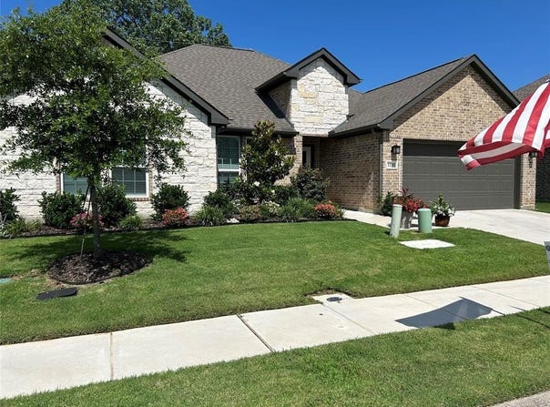1135 Vintage Avenue, Gainesville, TX 76240