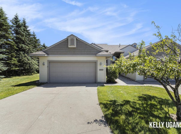 1201 S Timberview Drive, Whitehall, MI 49461