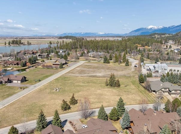 Nhn Holt Drive, Bigfork, MT 59911