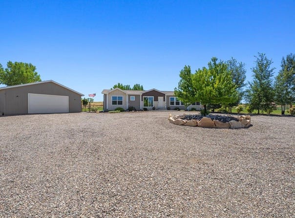 54000 Flight Lane, Olathe, CO 81425
