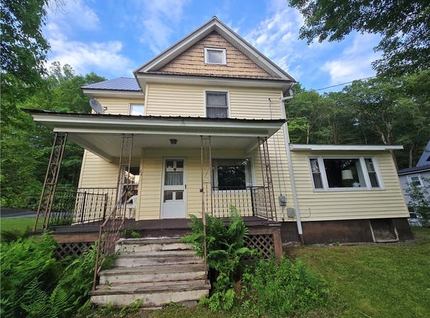 84 Peas Eddy Road, Hancock, NY 13783