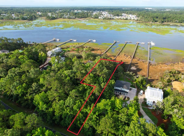 1422 Dupree Creek Drive, Awendaw, SC 29429