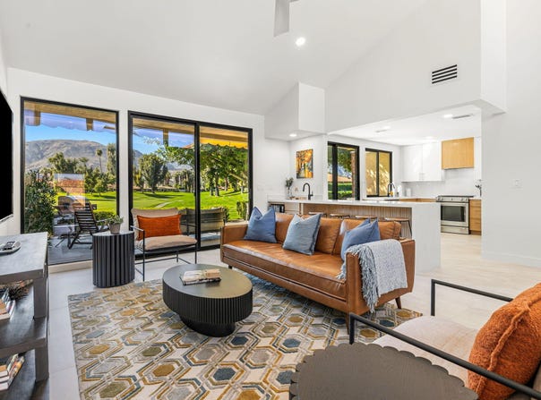 179 Gran Via, Palm Desert, CA 92260
