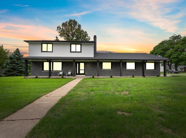 965 MYRTLE Lane, GREEN BAY, WI 54304