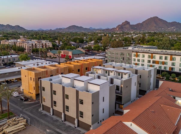 4220 N 32ND Street, Phoenix, AZ 85018
