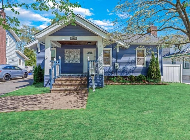 565 Baldwin Avenue, North Baldwin, NY 11510
