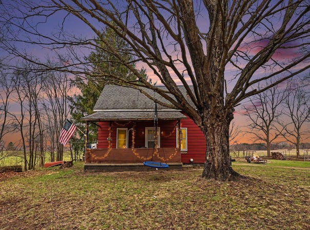 3521 S 204th Avenue, Hesperia, MI 49421