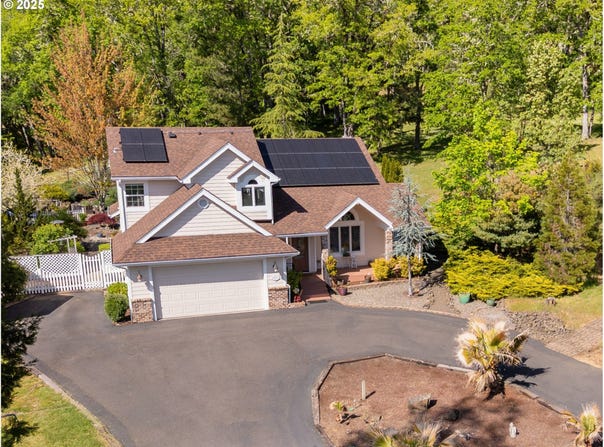 1961 ELGAROSE RD, Roseburg, OR 97471