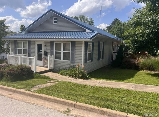 315 E North Street, St Clair, MO 63077