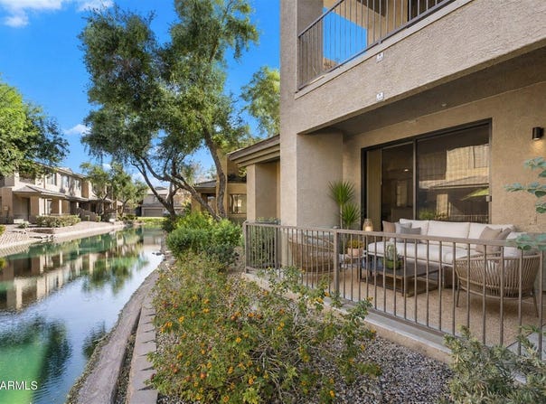 705 W QUEEN CREEK Road, Chandler, AZ 85248