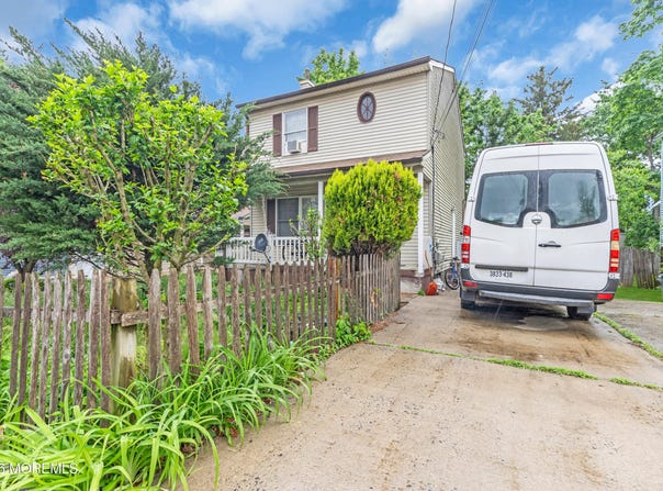 11 Factory Street, Freehold, NJ 07728