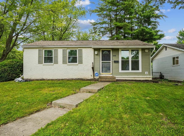 6048 Pinemoor Street, Columbus, OH 43229