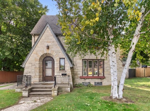 327 Pine St, Sheboygan Falls, WI 53085