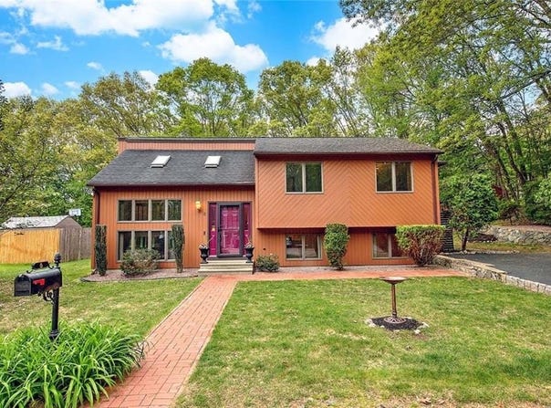 6 Birch Street, Johnston, RI 02919