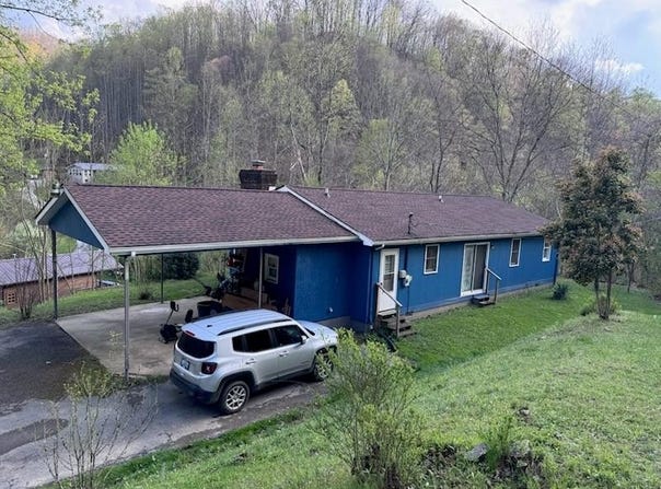 228 Weddington Hollow, Pikeville, KY 41501
