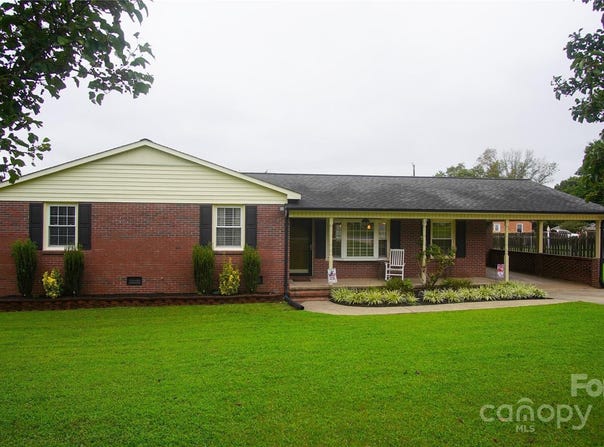 112 White Plains Drive, Kings Mountain, NC 28086