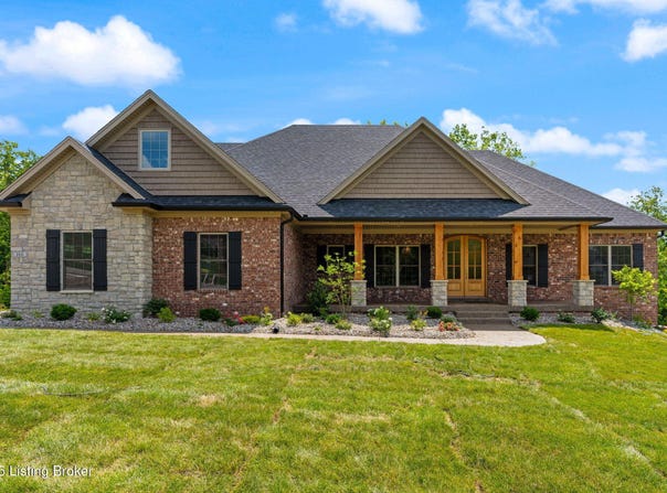160 Goodlett Kilner Ct, Mt Washington, KY 40047