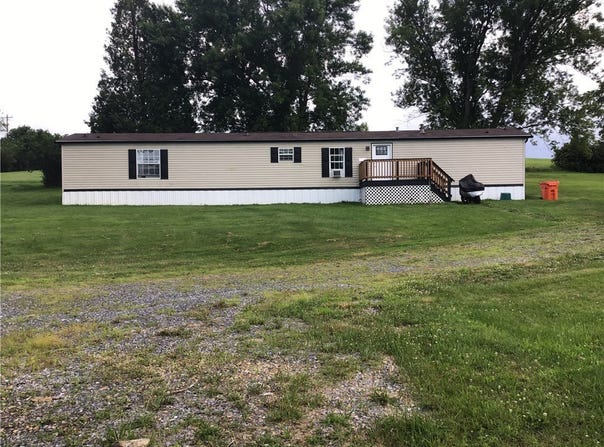 4053 Pioneer Lake Rd, Montgomery/Grant, PA 15724