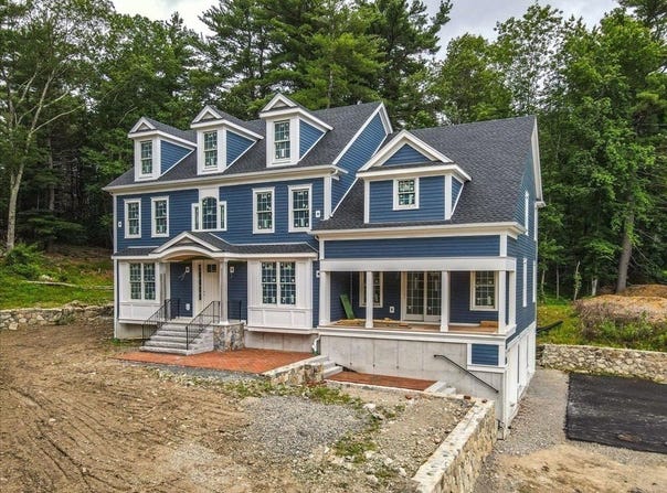 20 Shuttleworth, Dedham, MA 02026