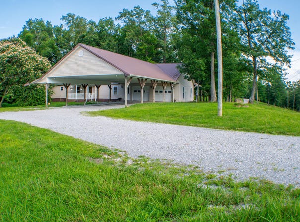 1068 Spring Road Road, Wallingford, KY 41093