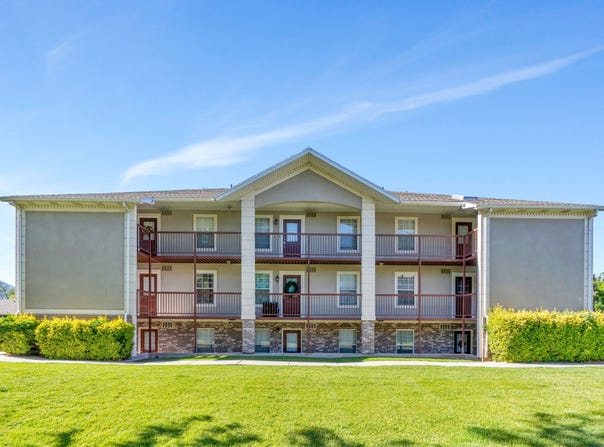 1060 S OREM Blvd, Orem, UT 84058