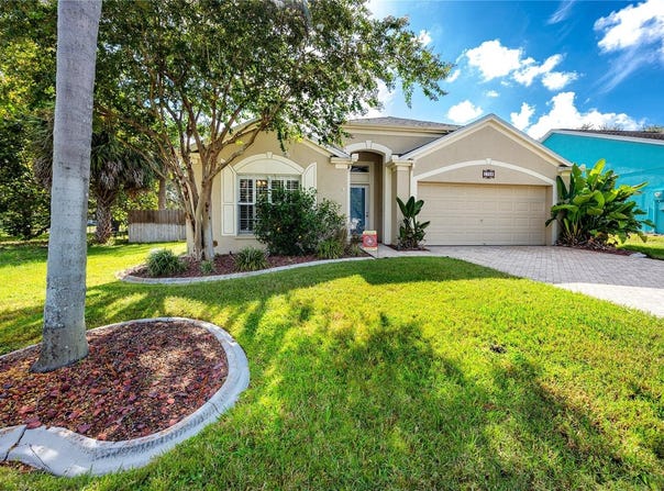 1758 BIARRITZ CIRCLE, TARPON SPRINGS, FL 34689