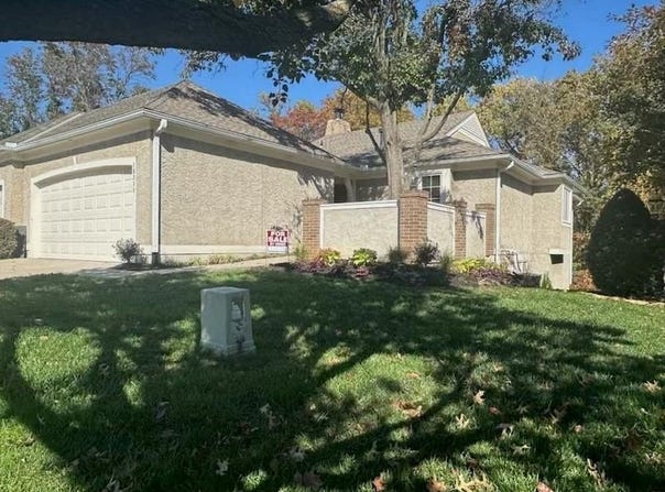10311 Garnett Street, Overland Park, KS 66214